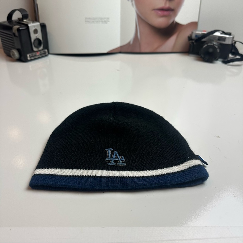 LA Dodgers MLB Youth Beanie Navy Blue Striped Knit Skull Cap Genuine Merch